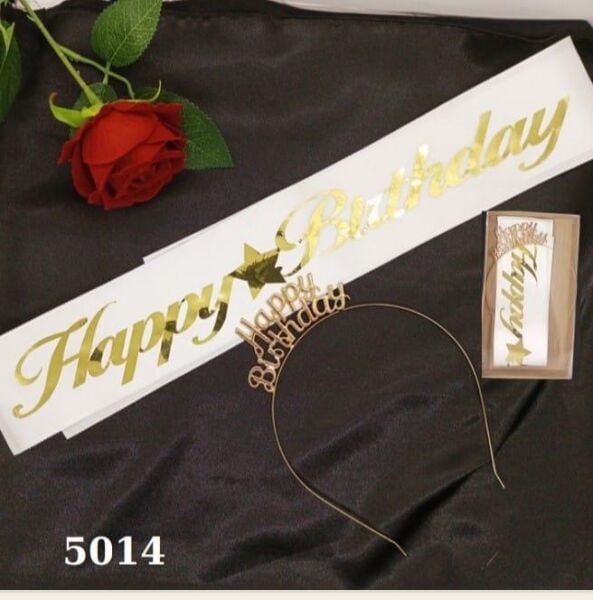 Set Taç Metal Kuşak Happy Beyaz / Altın